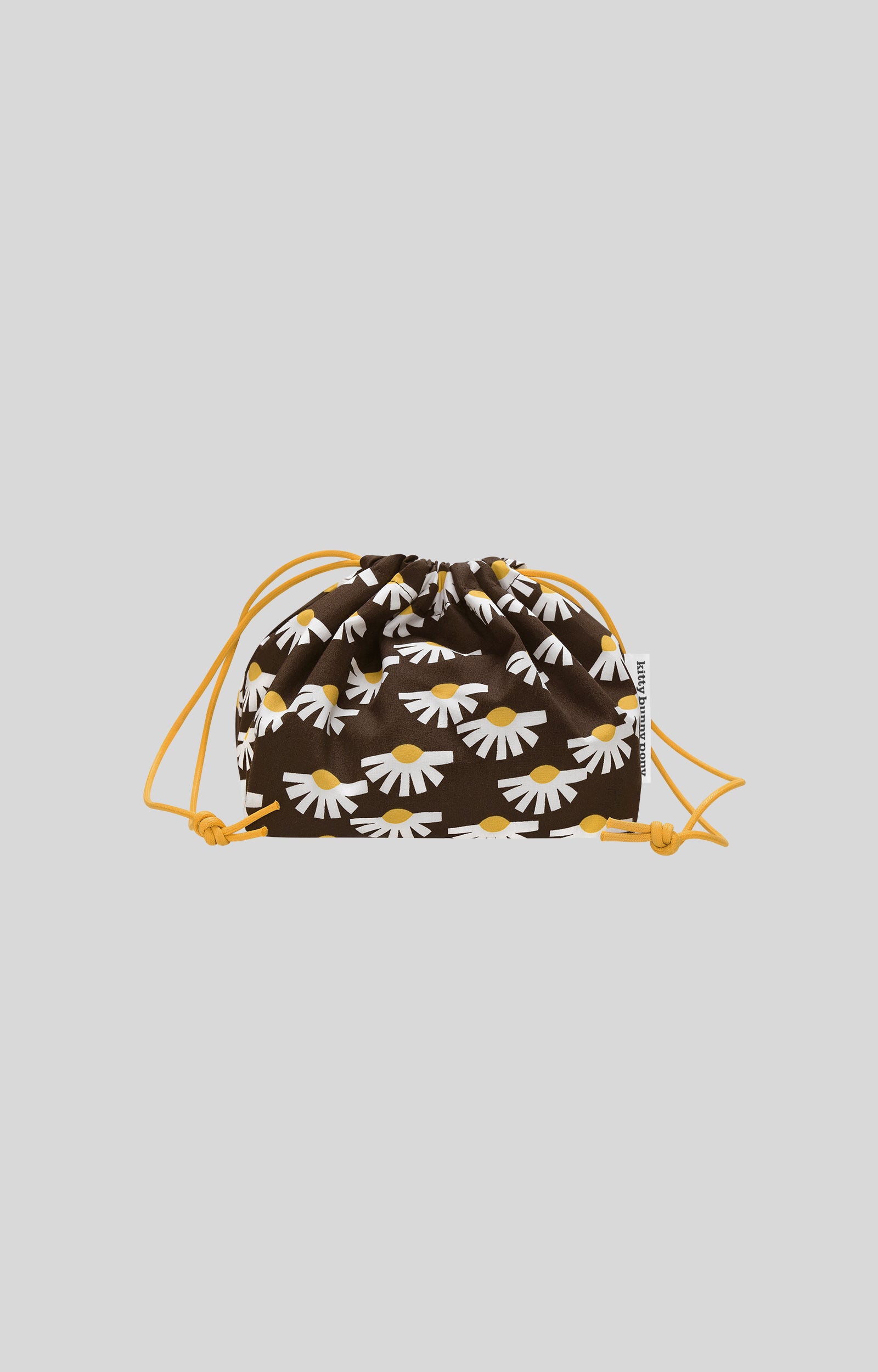 Daisy Plump Pouch