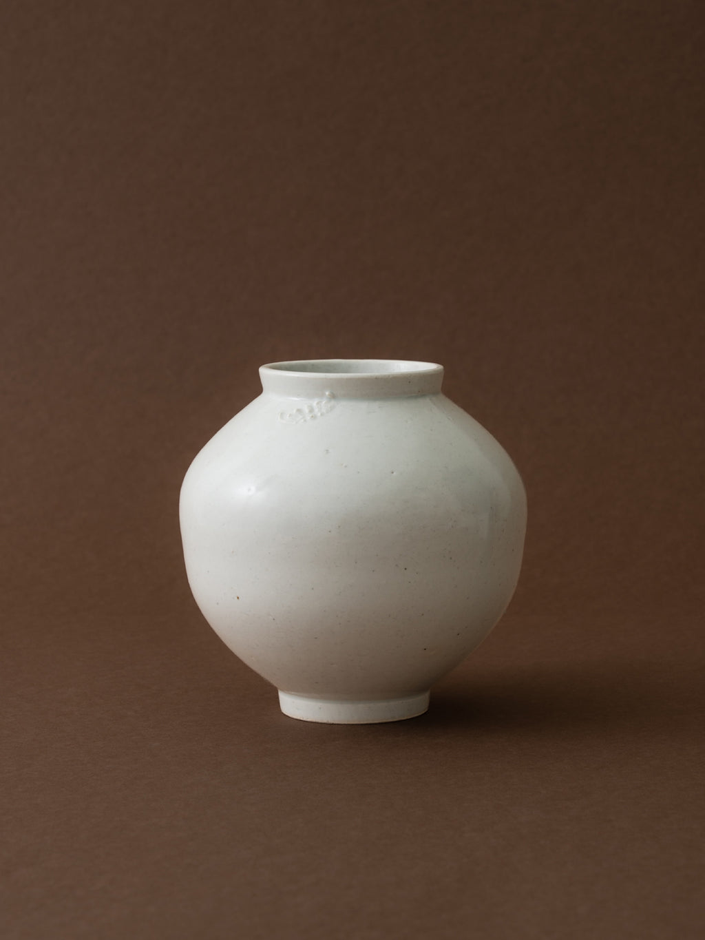 Bat Relief Moon Jar - 13cm