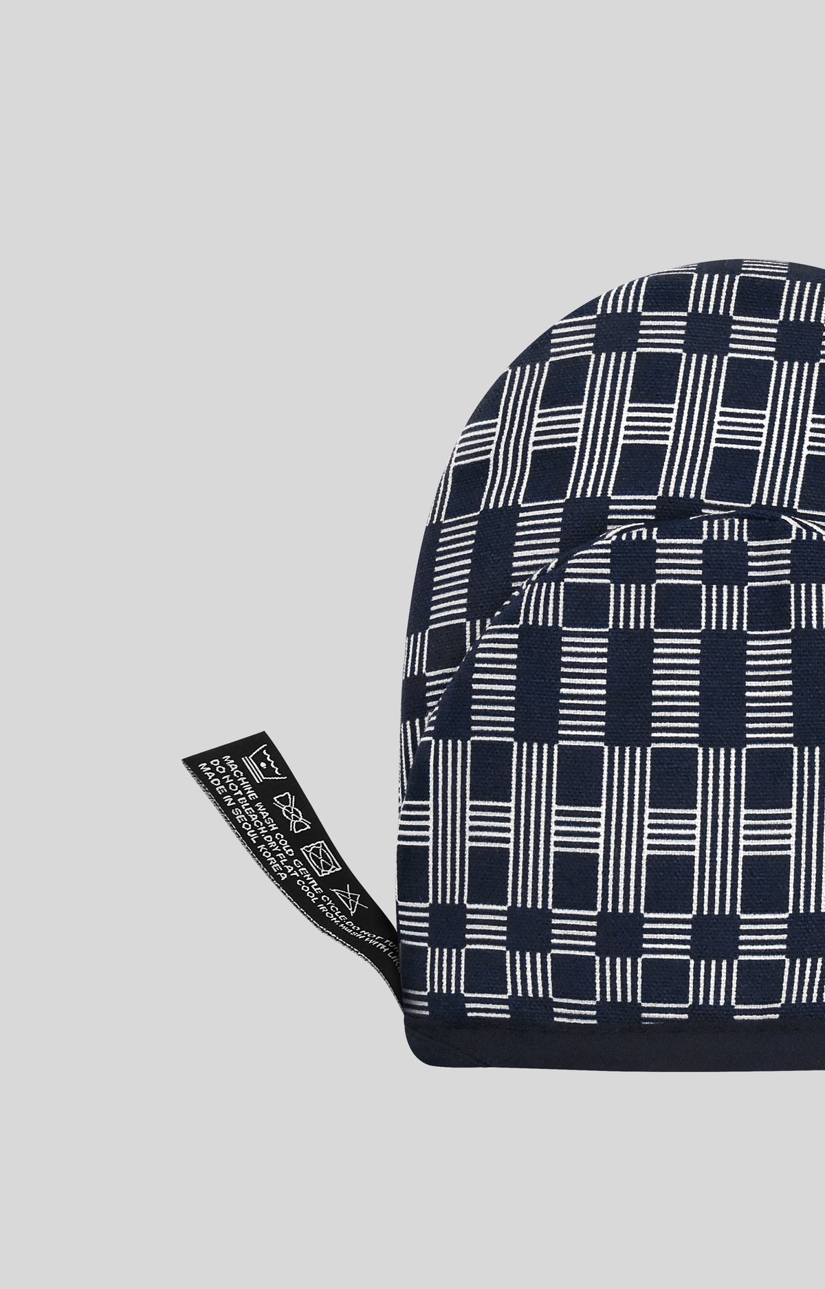 Loom Navy Oven Gloves