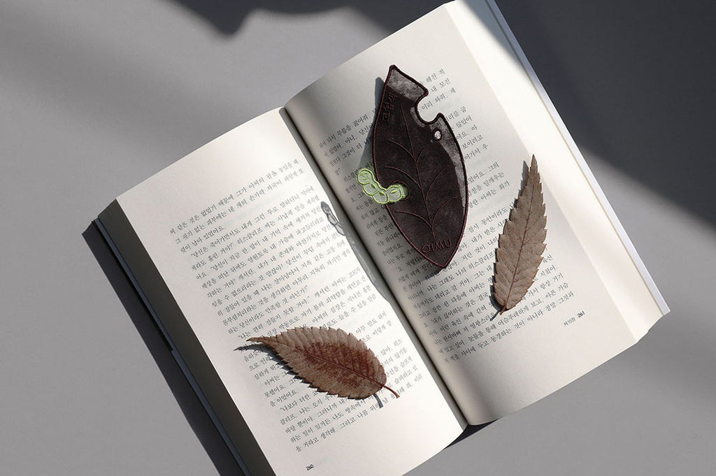 Colour Shape Bookmark - Autumn Leaf