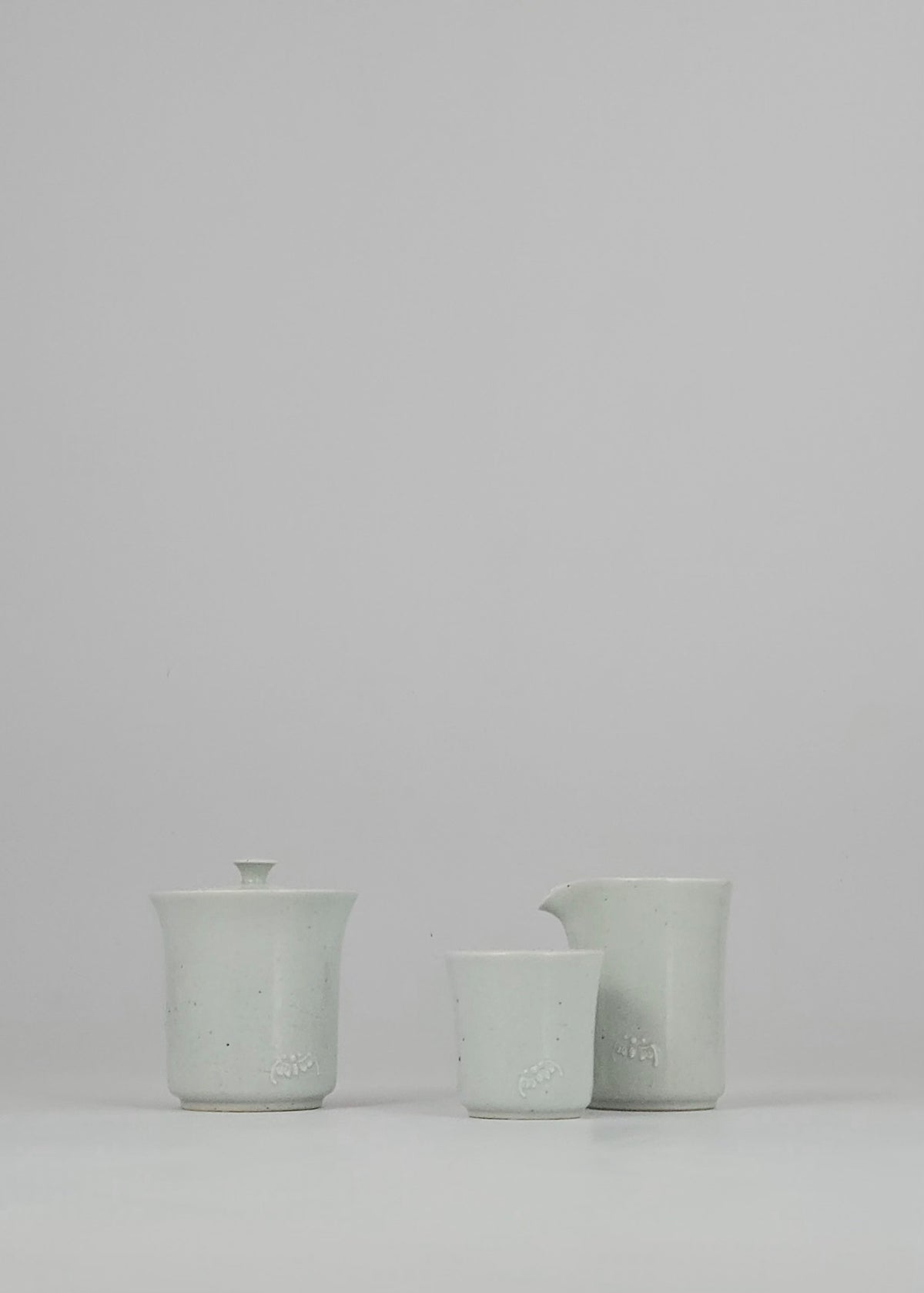 Gaiwan - Bat Relief