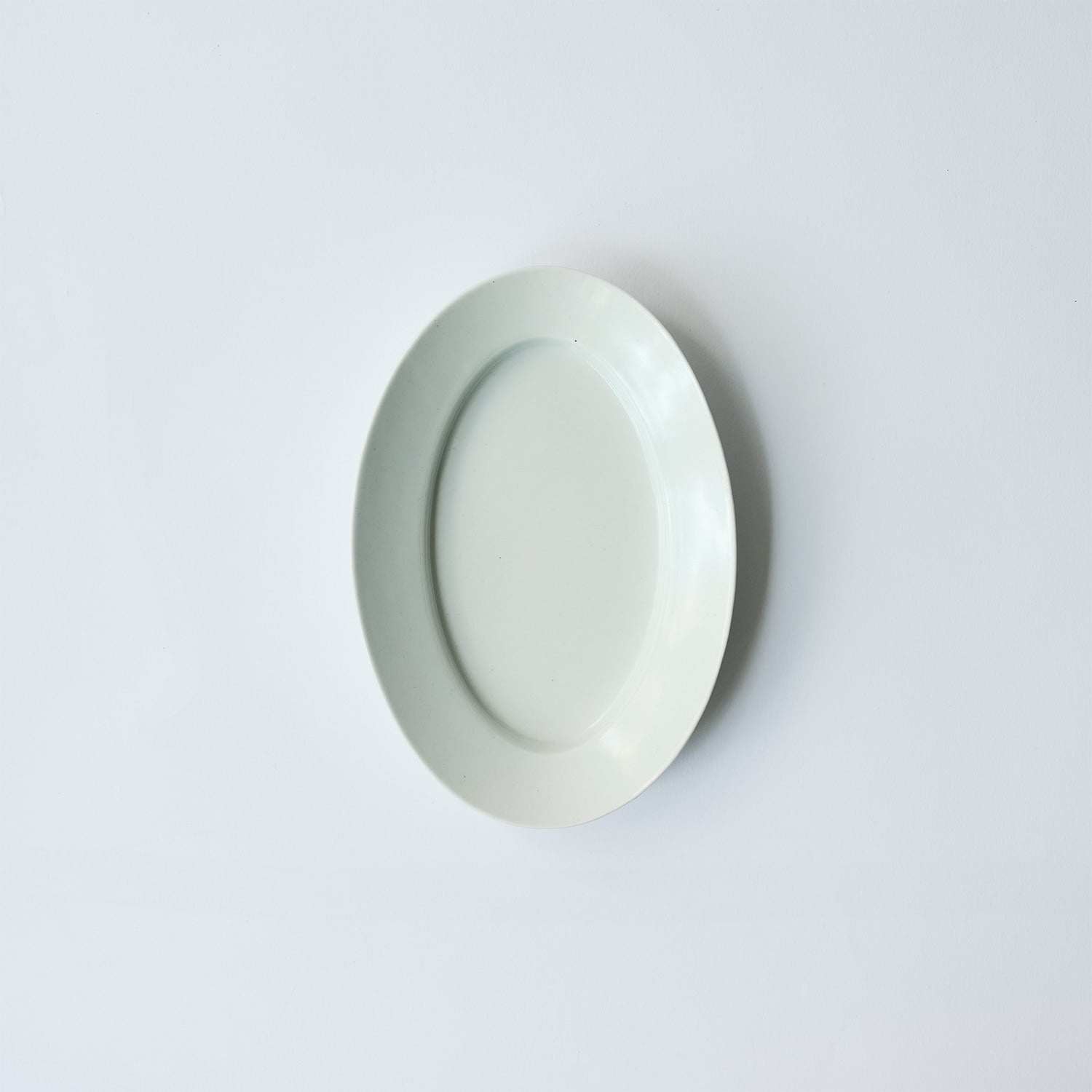 Medium Oval Plate